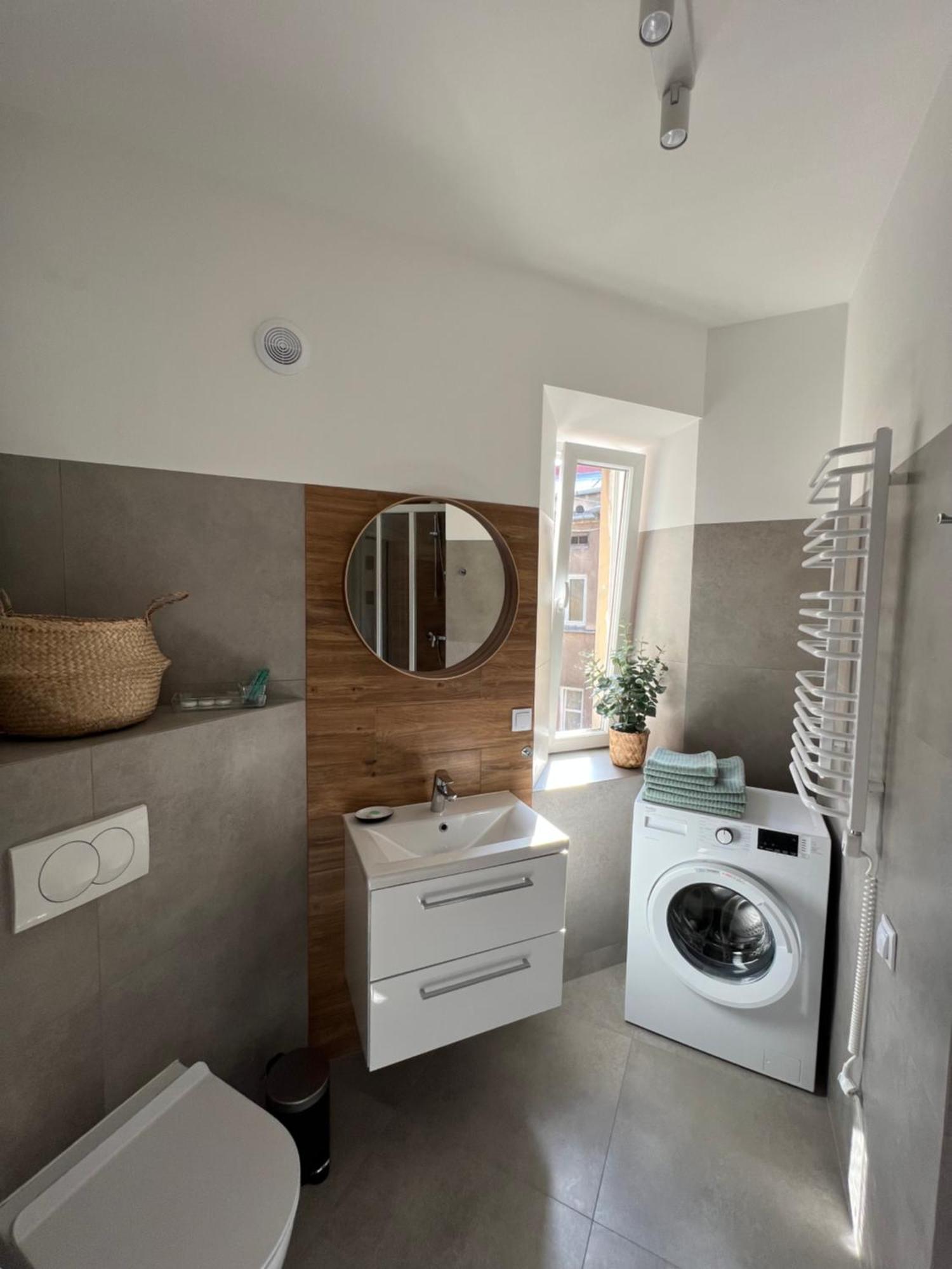 Polonia Apartment *