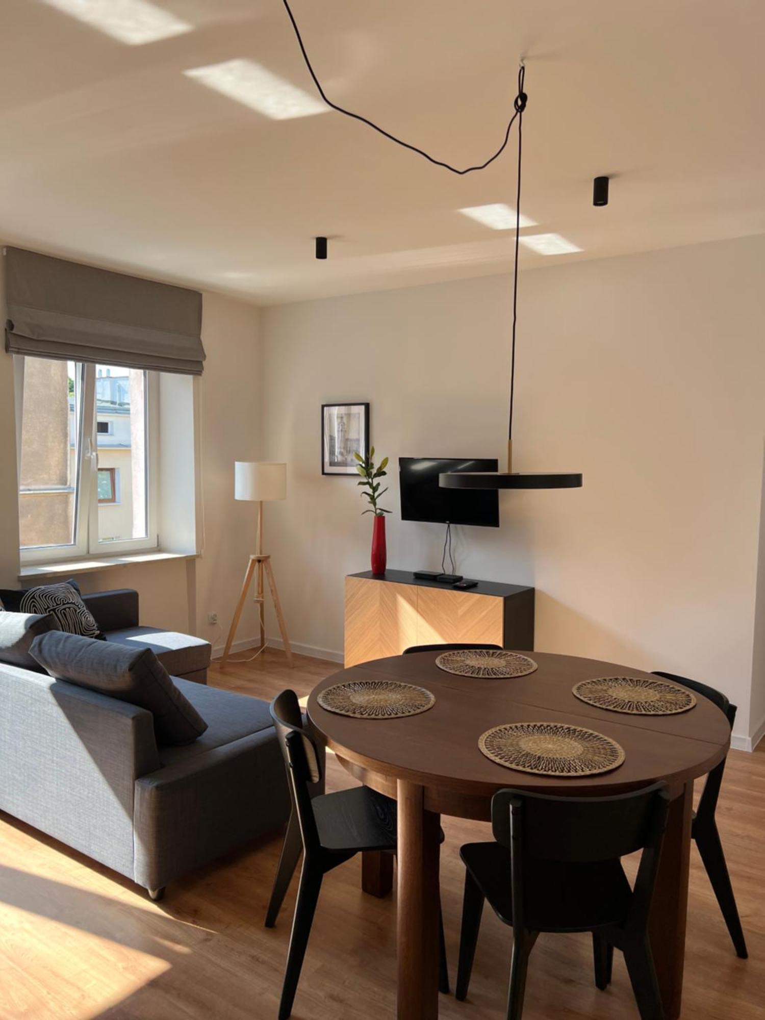 Polonia Apartment *